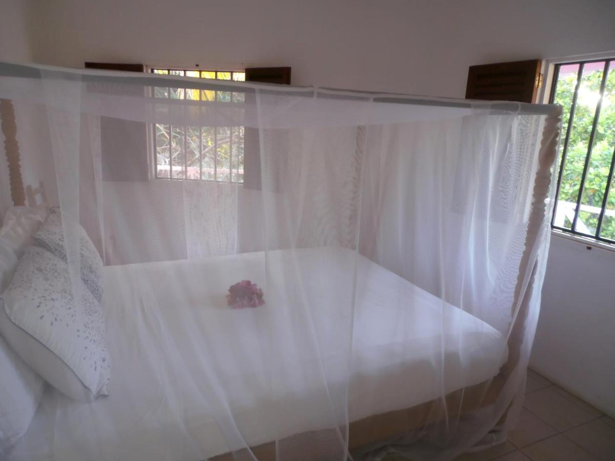 The Pink House Villa Choiseul Bagian luar foto